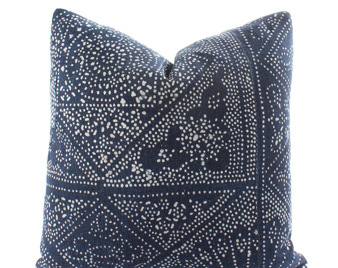 Chinese Indigo Batik Pillow Cover, Boho Pillow, Dark, Vintage, Textile