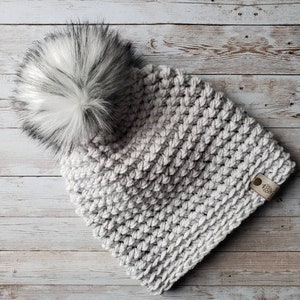 Adult size crochet hat in light gray with pom. Crochet beanie, crochet winter hat