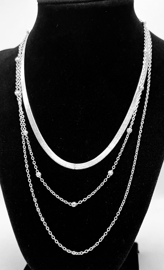 3 layered chain necklace