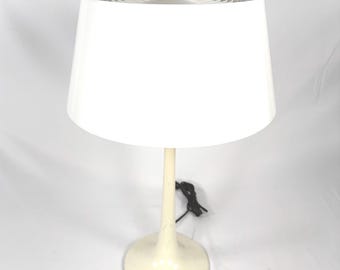 Mid Century Modern Gerald Thurston for Lightolier Tulip Table Lamp