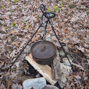 Small Campfire Cooking Tripod "Cowboy Cooker"