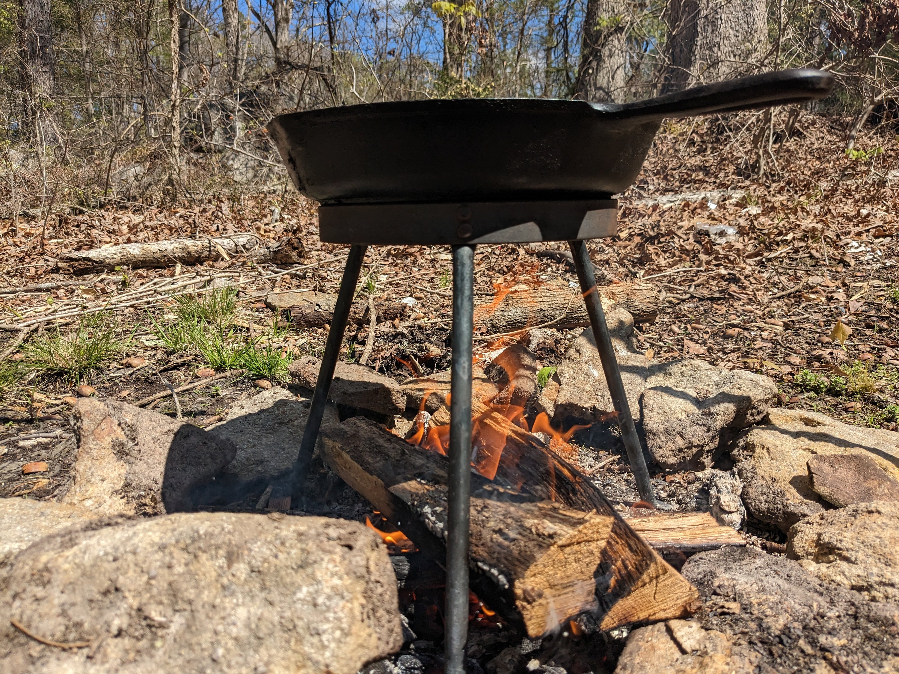 Basic Campfire Cooking Pot Rack/tripod, Wrought Iron 