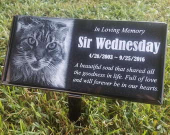 Personalized Granite Pet Memorial Stone: Engraved Marker for Garden, Grave, or Tree Planting