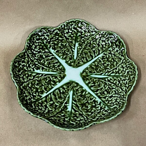 Green cabbage plate/made in Portugal/Belo/lettuce plates/8.25" wide/ serving plate/garden dishes/