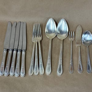 Hampton court silver plated flatware/Community Plate (Oneida) /antique silverware/1926-100 years old