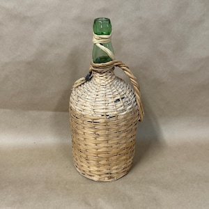Vintage Bacardi wicker covered glass bottle/demijohn/Bacardi Rum/mid century/barware/vintage liquor/bar decor/vintage bar