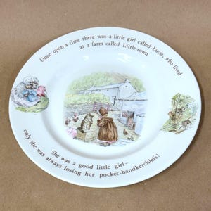 Mrs Tiggy-Winkle Child&#39;s plate/Beatrix Potter/Wedgewood/made in England/Fredrick Warne and Co./Baby room decor