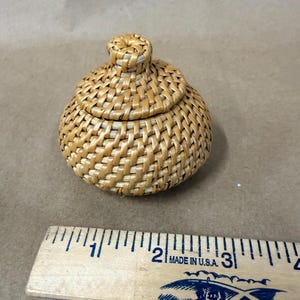 Small woven basket with lid/Kota Kinabalu Malaysia Borneo/hand made basket/rattan trinket box/small storage basket/knob top lid