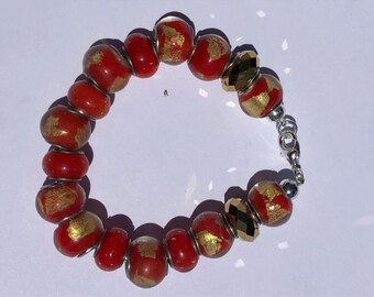 Oriental Style Red Bracelet For Woman with Gold and Black Beads