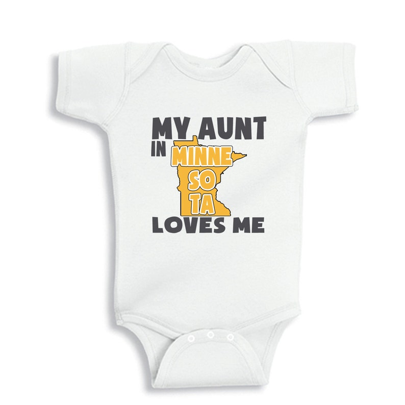 My aunt in MINNESOTA loves me shirt for boys or Baby Bodysuit image 4