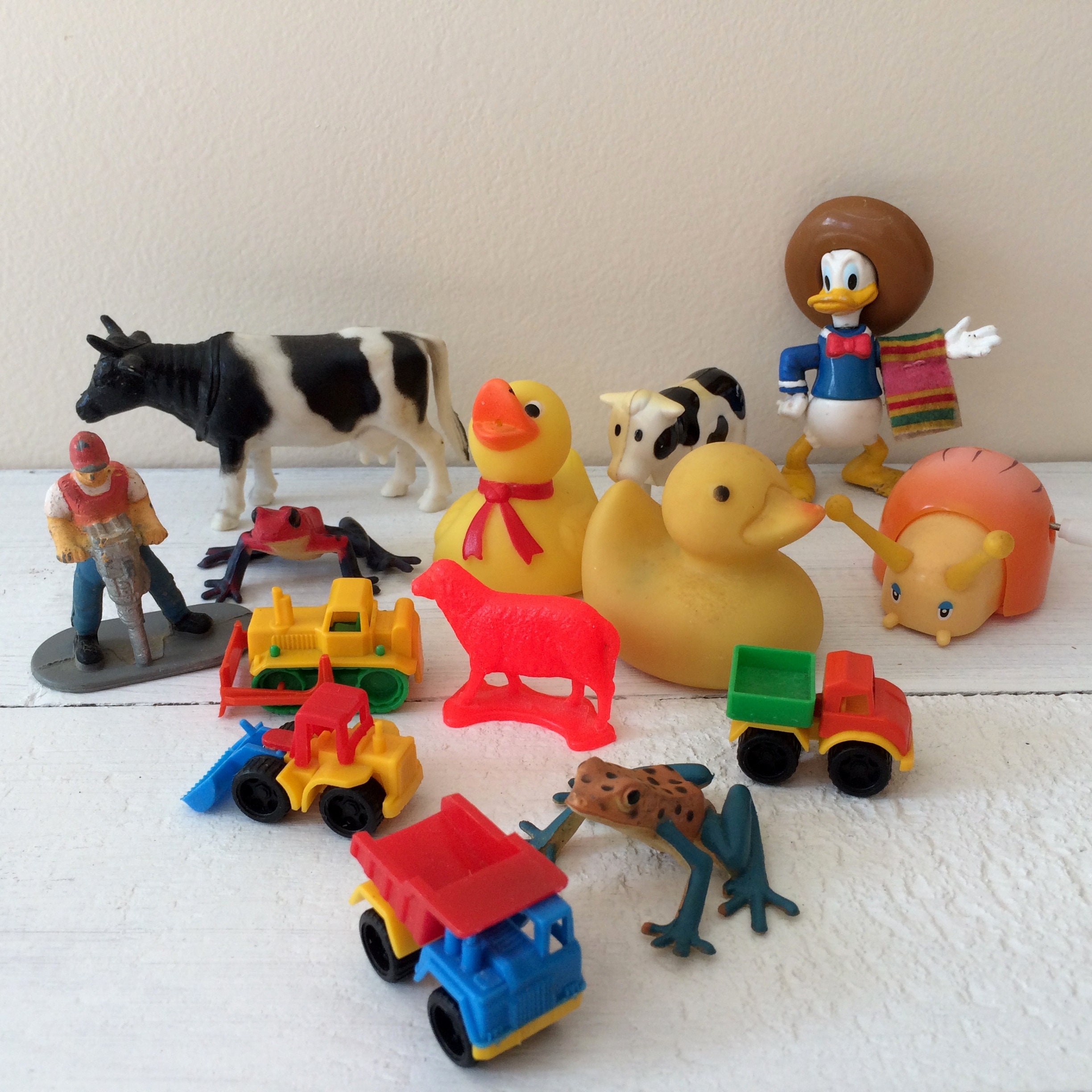 Vintage Plastic Toy Collection Mini Plastic Toys Frogs Etsy