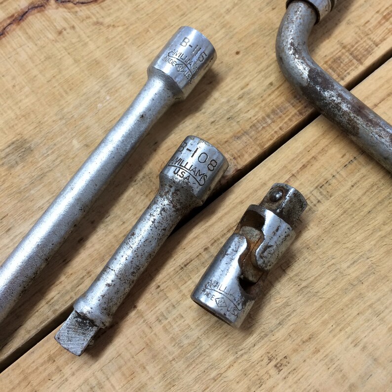 Vintage Hand Crank Handle and Extensions Speed Handle 3/8 Drive 16 Long