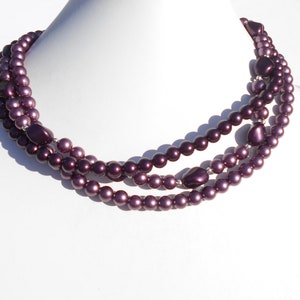 80's Jazzberry Jam Colored Faux Pearl 3-Strand Collar Necklace image 5