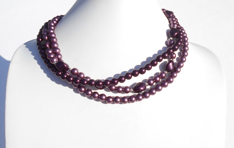 80's Jazzberry Jam Colored Faux Pearl 3-Strand Collar Necklace image 5