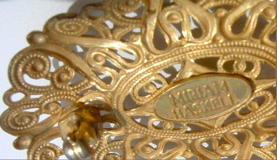 80s MIRIAM HASKELL Filigree and Drop Crystals Bro… - image 2