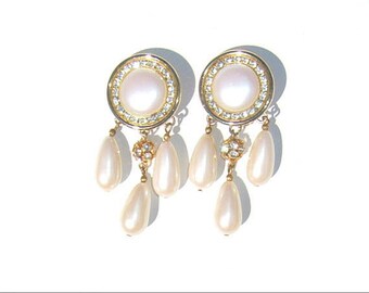 80s BAROQUE DROP FAUX Luminous  Pearl Clip Earrings