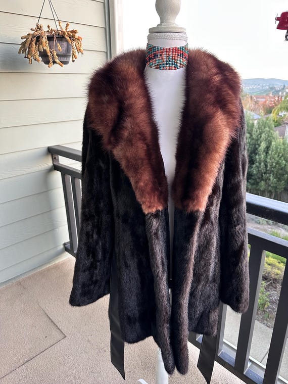 Genuine Dark Ranch Mink Fur Women's Coat Manto Stroller Jacket with Breathtaking SABLE FUR COLLAR, Stunning Luxurious View 3