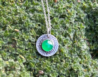 N62 Chysoprase & Flower reversible necklace