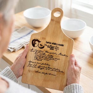 bamboo engraved handwriting gift memory of grandma custom laser engraved mom gift grandma recieving gift of beloved family recipe in loved one's handwriting