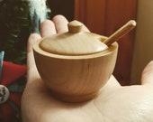 Small turned salt and spice bowl with lid, maple handmade pot with spoon
