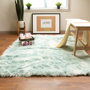 Fluffy Faux Sheepskin Shag Rug Silky Mat, 6&#39; x 9&#39; Rectangle Living Room Rug