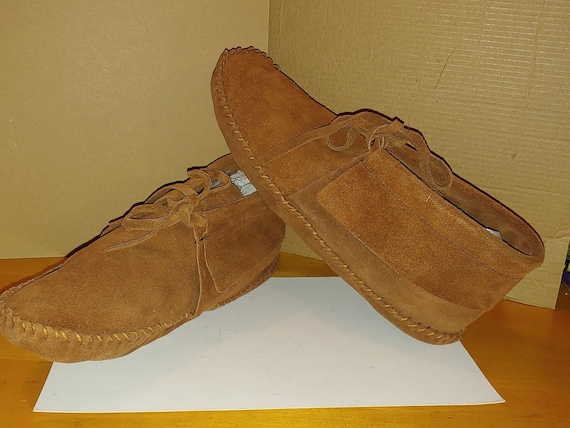 Vintage Original 1970's All Suede Leather Moccasins Shoes Assembled In Mexico Light Brown Tan Boho Hippie SZ Medium 7 Never Worn