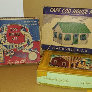 Vintage Plasticville Houses Under Construction Light Gray 1624-100 Cape Cod HO-9 Red & Build A House Blue HO SCALE Near Complete W/Boxes