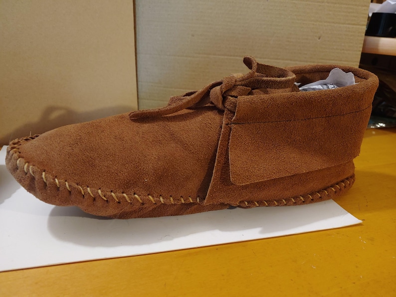 Vintage originele jaren 1970 alle suède mocassins schoenen geassembleerd in Mexico lichtbruin tan boho hippie SZ medium 7 nooit gedragen afbeelding 3