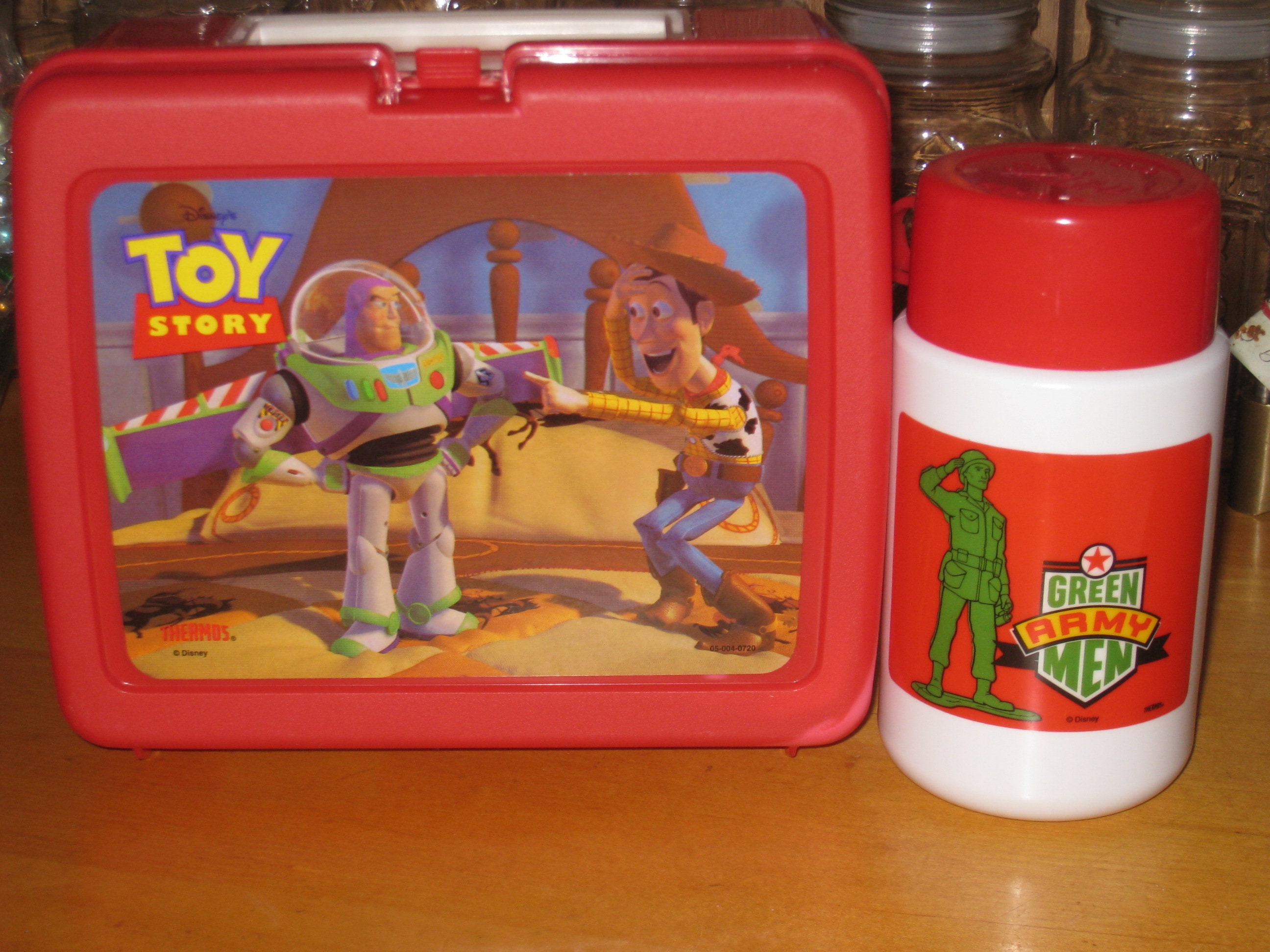 Toy Story Single Compartment Soft Insulated Lunch Bag No Toy Gets Left  Behind with 3-D Image of Buzz Lightyear, Woody, Rex, Bullseye and Slinky Dog