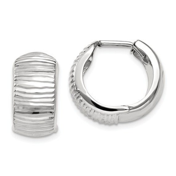 14K Or blanc 6 mm épaisseur 28 pierre cz ronde poli Hoop Huggies Boucles d/'oreilles