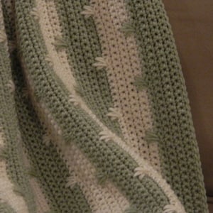 Queen/Full Comforer Size - 6.5 x 7.5 feet -Crochet blanket - Green and Off White