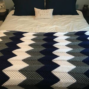 Chevron Blanket - Chevron Afghan - Crochet Blanket  - Chevron Bedding - Crochet Afghan - Large Afghan - Bedding - Custom Blanket