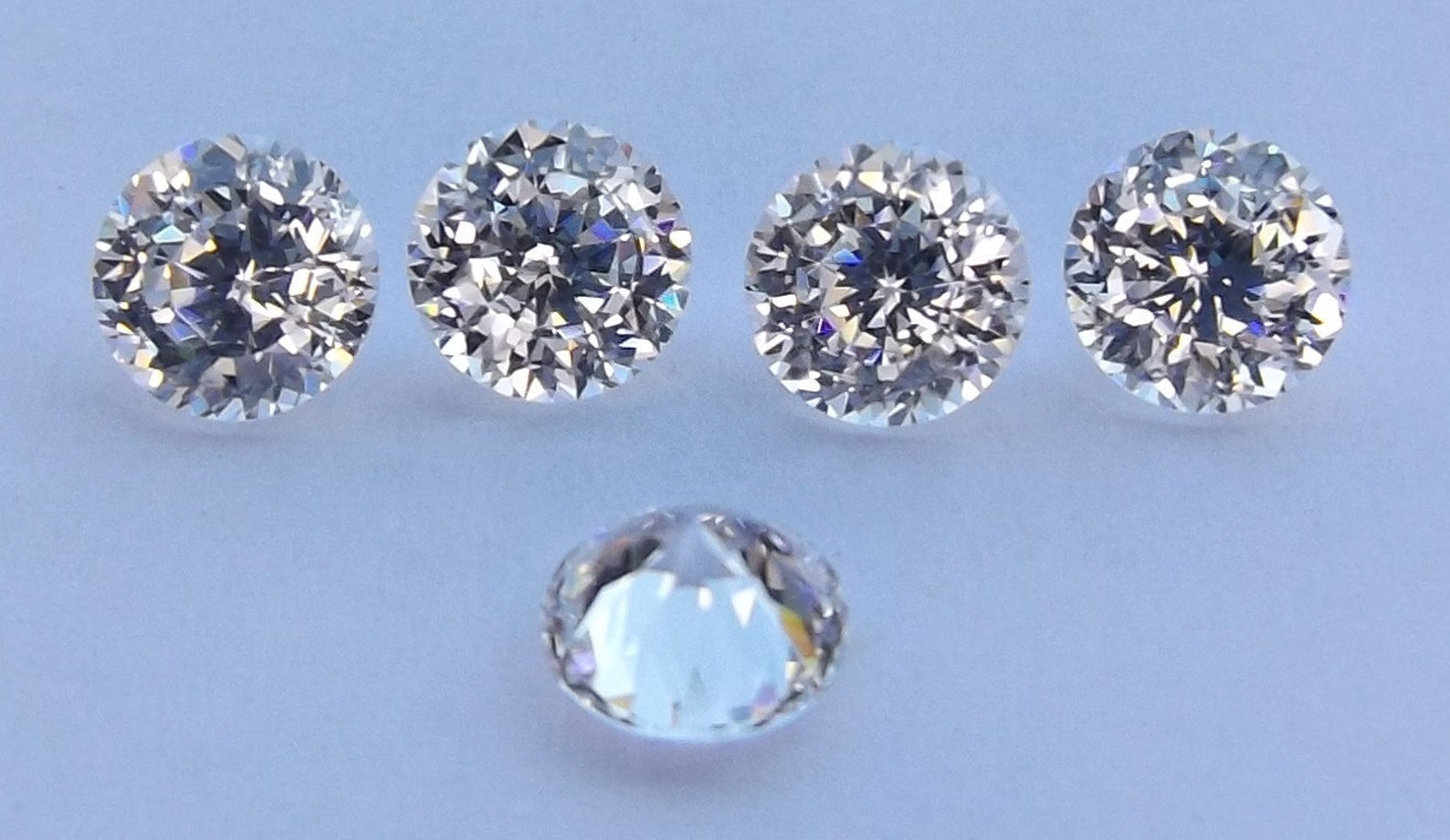 White Cubic zirconia 100Facets Round cut 4mm. Loose Gemstones Etsy
