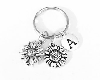 Sunflower Keychain, Daisy Keychain, Initial Keychain, Flower Keychain, Best Friend Gift, Best Friend Keychain, Sister Keychain