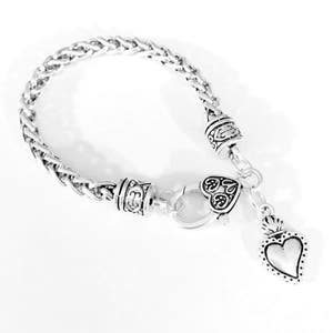 Sacred Heart Bracelet, Sacred Heart Jewelry, Milagro Jewelry, Love Gift For Wife, Girlfriend, Mom Daughter Mother&#39;s Day Gift Charm Bracelet