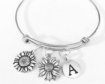 Sunflower Bangle Bracelet, Daisy Bracelet, Flower Jewelry, Initial Bracelet, Best Friend Gift, Sisters Gift, Mother's Day Gift