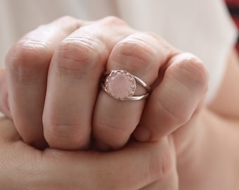 Rose quartz ring, Silver ring with rose quartz, October birthstone, Pink ring, Valentine gift, Rose quartz, Romantic gifts for her