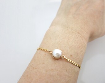 Pearl Bracelet, Gold bracelet set with white pearl, Bridal Bracelet, Gifts for Her