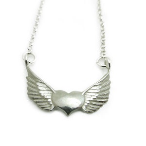 Heart and Wings Necklace, Silver necklace set with heart and wings, Valentine gift, Gifts for her