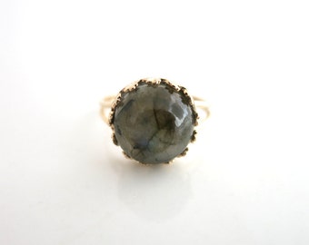 Labradorite Ring, Gold Gemstone Ring, Cocktail Ring, Stacking Stone Ring, Dainty Ring, Labradorite, Gifts for her