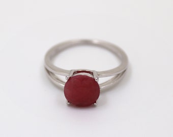 Ruby Ring, July Birthstone ring, Solitaire Ruby ring, Promise ring, Silver or gold Ruby ring, Gifts for her