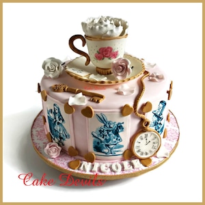 Fondant Alice in Wonderland Cake Topper Alice Cake Topper Alice in  Wonderland Theme Alice in Wonderland Cake Mad Hatter Birthday 