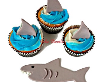 Shark Fin Fondant Cupcake Toppers, Shark Cake Topper, Shark Cake Decorations, Handmade Edible Shark Fins, Surf Cake, Pool Party, Beach Party