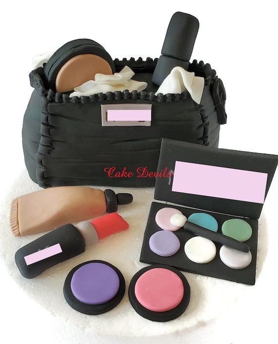 make up bag cake