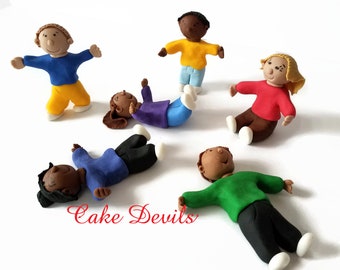 Trampoline Party, Trampoline Cake Toppers, Bounce House Cake, Handmade edible, Jumping people, Bounce Party, Trampoline Cake Decorations