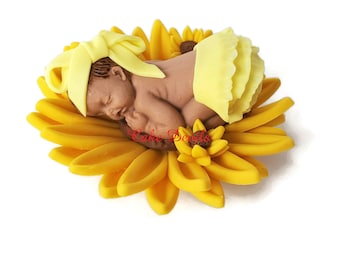 Topper de pastel de girasol para bebé fondant, bebé fondant con diadema y pañal con volantes, decoraciones de pastel de baby shower desnudo, comestible hecho a mano