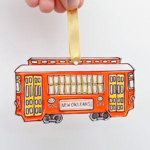 Enfeite de acrílico para bonde vermelho - Arte de Nova Orleans, Fabricado nos EUA, enfeite sulista, bonde, bonde do centro, centro da cidade, NOLA, Home Malone