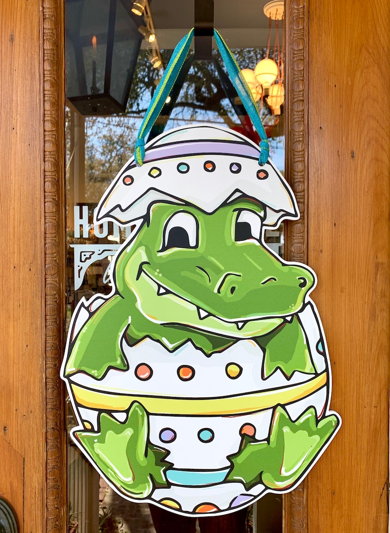 NOLA Door Art Souther Spring Designs Gator Egg Door Hanger New Orleans Easter Door Wreath Home Malone Cute Alligator Art