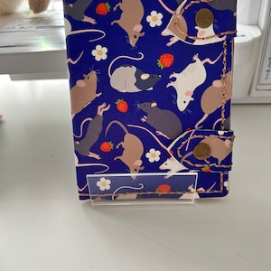 cuadernos con motivos de ratas