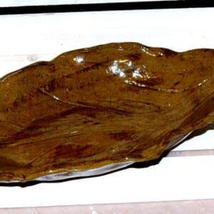 Handmade Pottery Tobacco Leaf Tray, Golden Glaze Stoneware, 12"/14" Flue-Cured Tray 12"